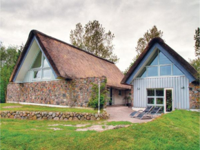 Four-Bedroom Holiday home with a Fireplace in Rømø